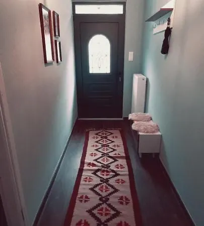 דירות ויטינה Mainalo View House מראה חיצוני תמונה